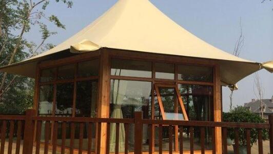 酒店篷房有哪些特點與優(yōu)勢？