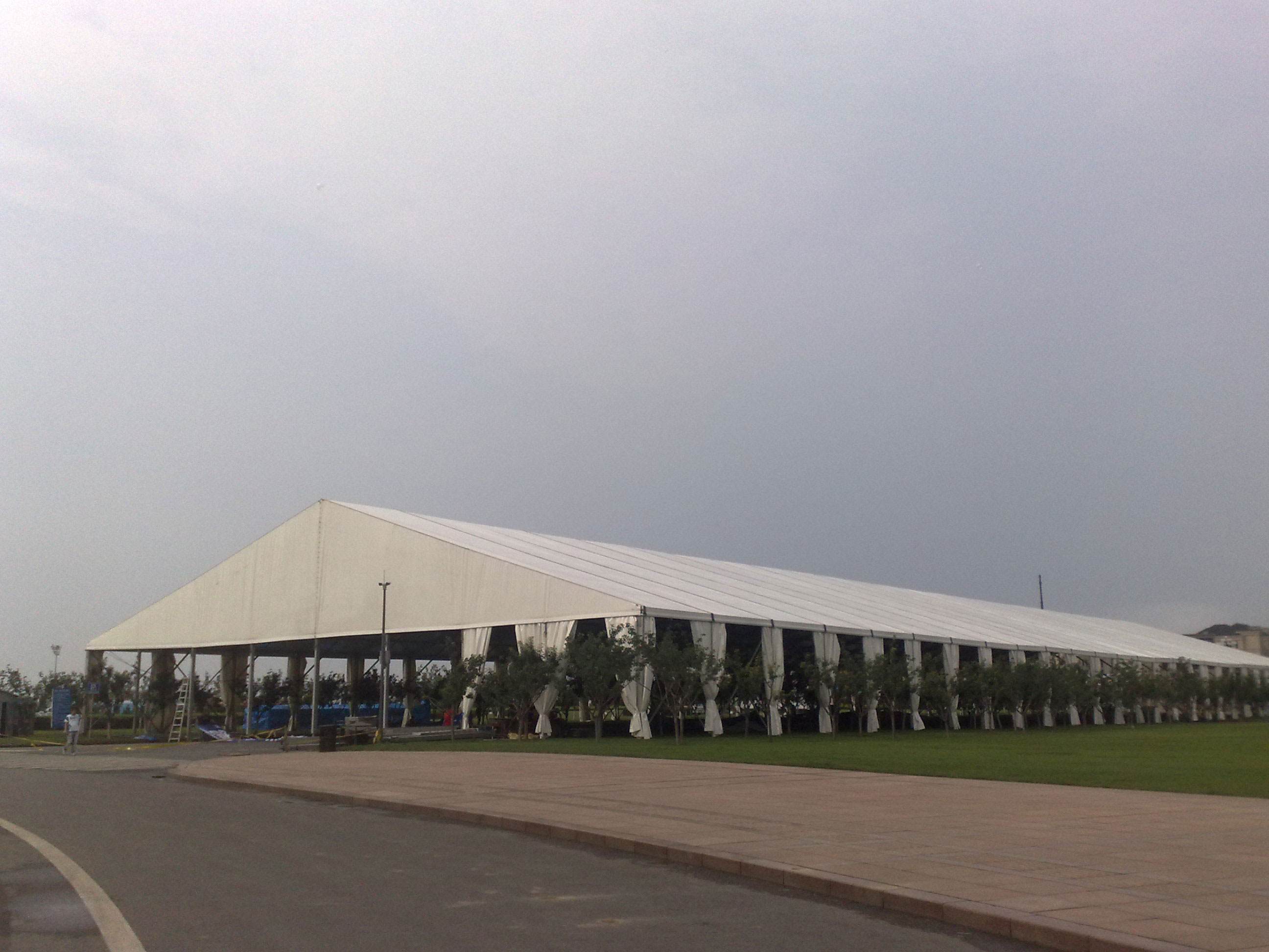 舉辦企業(yè)活動(dòng)為什么應(yīng)該租篷房？